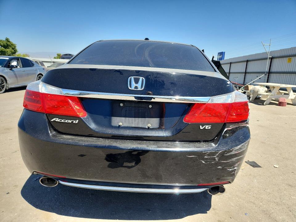 Photo 6 from auction – 2013 HONDA ACCORD with VIN 1HGCR3F80DA008294