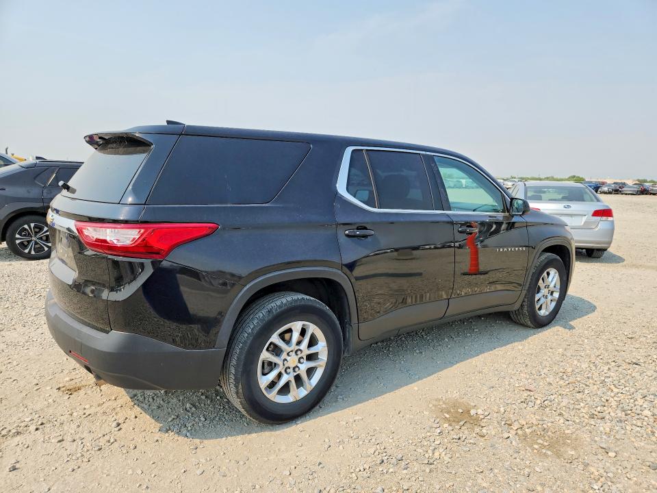 Photo 3 from auction – 2019 CHEVROLET TRAVERSE with VIN 1GNERFKW8KJ238263