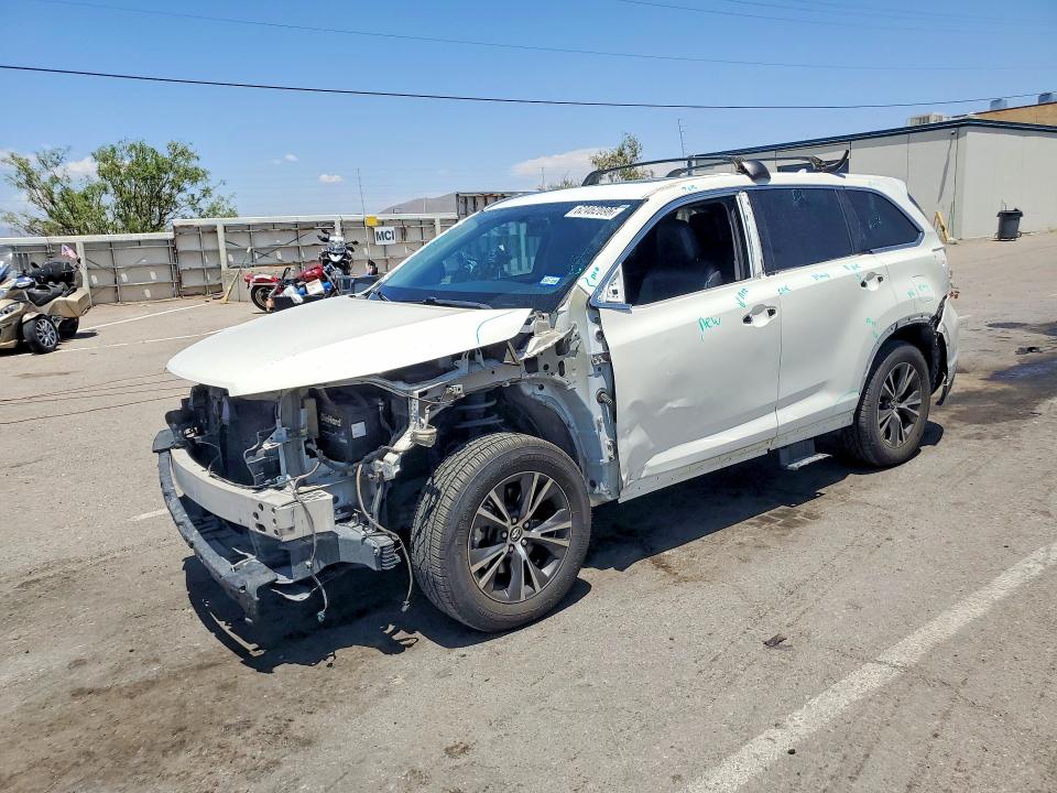 Photo 1 from auction – 2016 TOYOTA HIGHLANDER with VIN 5TDKKRFH2GS166709