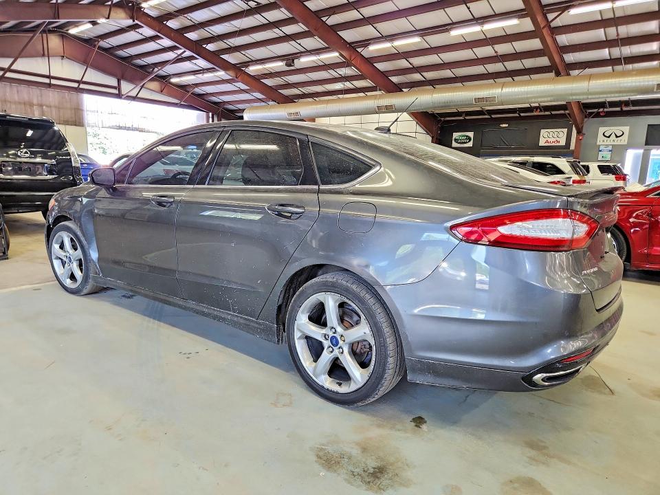Photo 2 from auction – 2016 FORD FUSION with VIN 3FA6P0H91GR183000