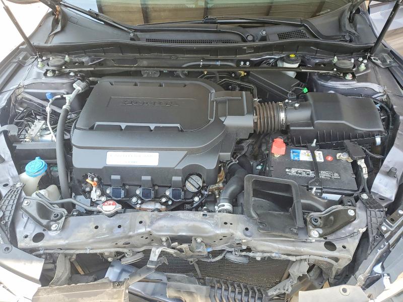 Photo 11 from auction – 2016 HONDA ACCORD with VIN 1HGCR3F87GA002187