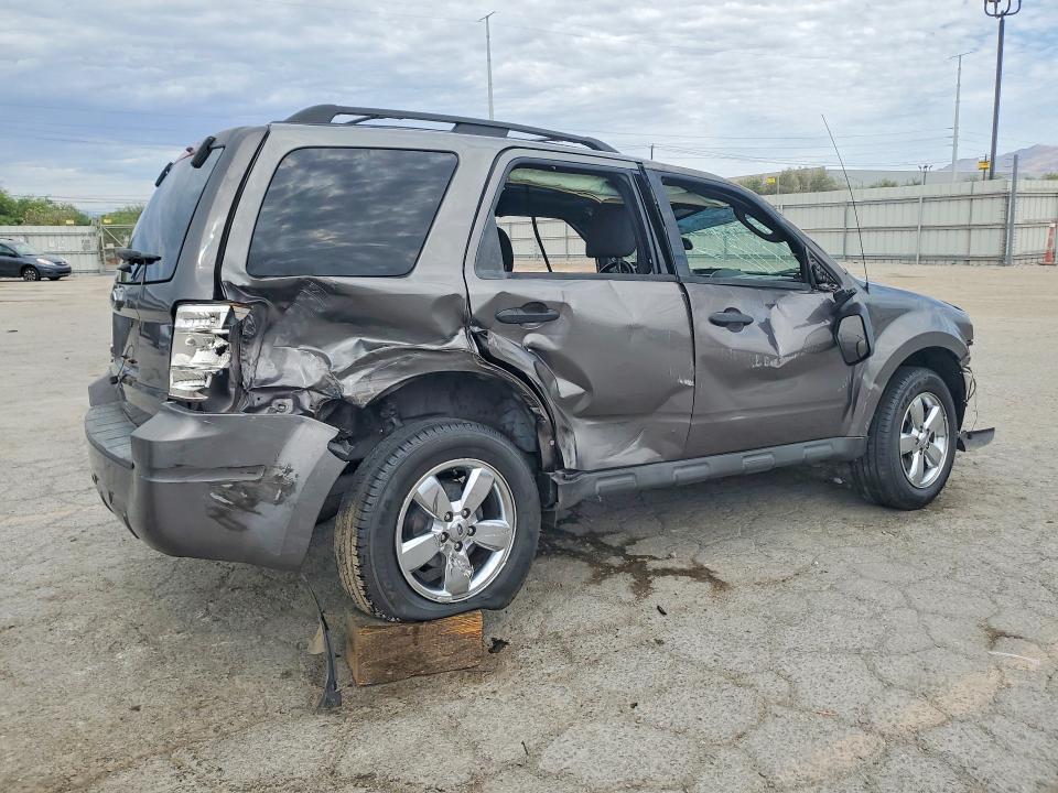 Photo 3 from auction – 2012 FORD ESCAPE with VIN 1FMCU0D72CKC83272