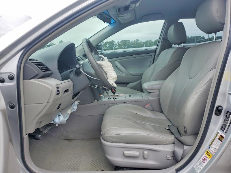 Photo 7 from auction – 2011 TOYOTA CAMRY with VIN 4T1BF3EK3BU697190