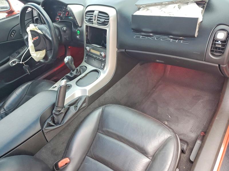 Photo 8 from auction – 2005 CHEVROLET CORVETTE with VIN 1G1YY24U055110117