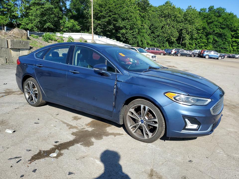 Photo 4 from auction – 2019 FORD FUSION with VIN 3FA6P0D98KR123875