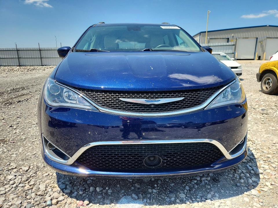 Photo 5 from auction – 2018 CHRYSLER PACIFICA with VIN 2C4RC1BG5JR197818