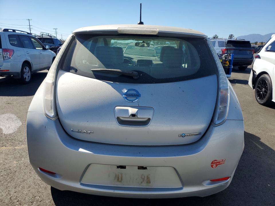 Photo 6 from auction – 2015 NISSAN LEAF with VIN 1N4AZ0CP9FC326833