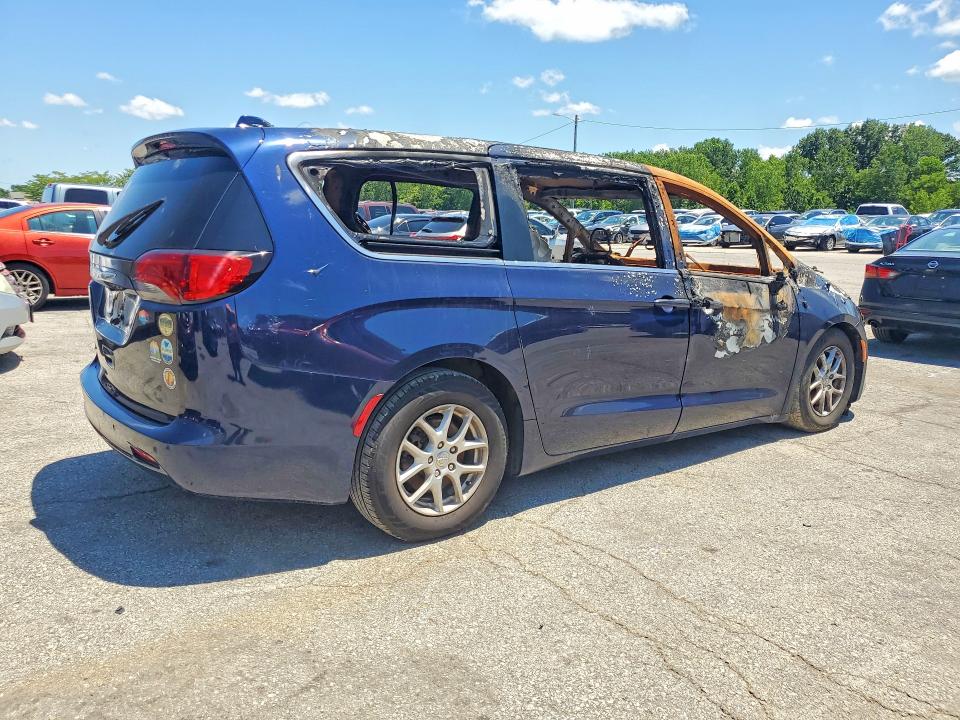 Photo 3 from auction – 2018 CHRYSLER PACIFICA with VIN 2C4RC1CG2JR148526