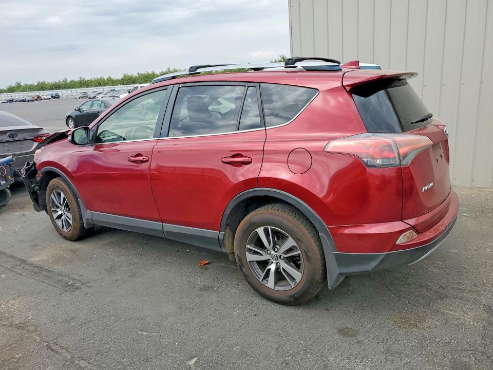 Photo 2 from auction – 2018 TOYOTA RAV4 with VIN JTMWFREV7JD121765