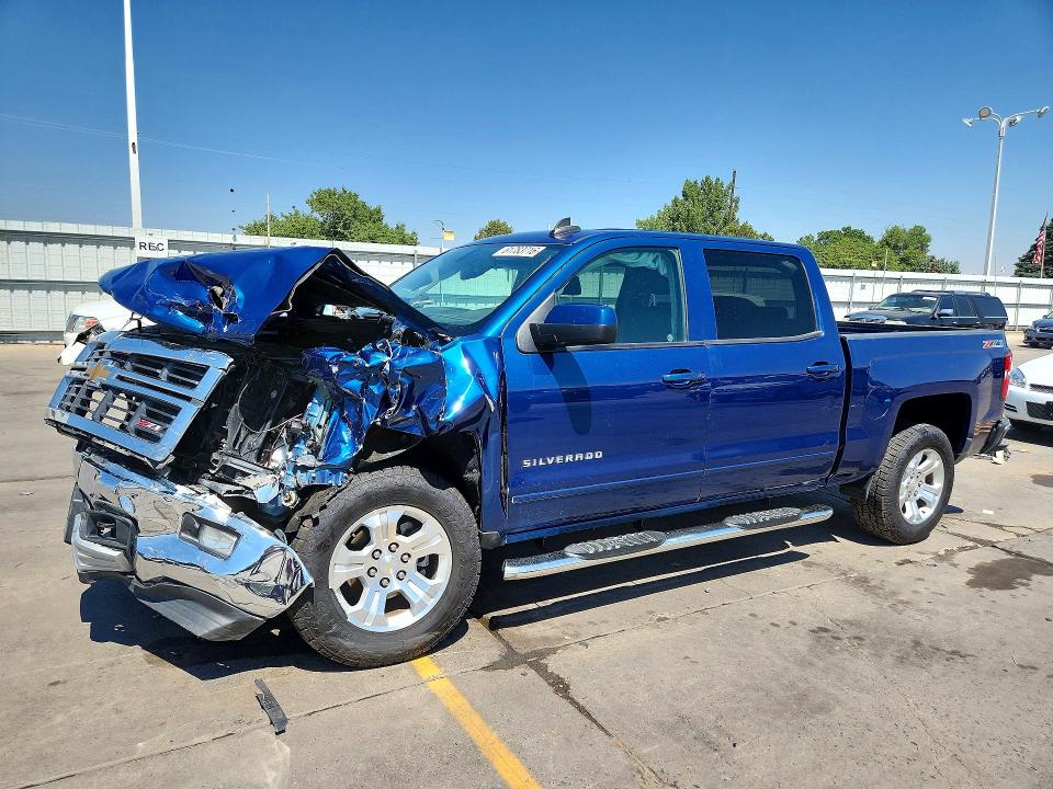 CHEVROLET SILVERADO 2015 with VIN 3GCUKREC4FG495486 - Photo from auction