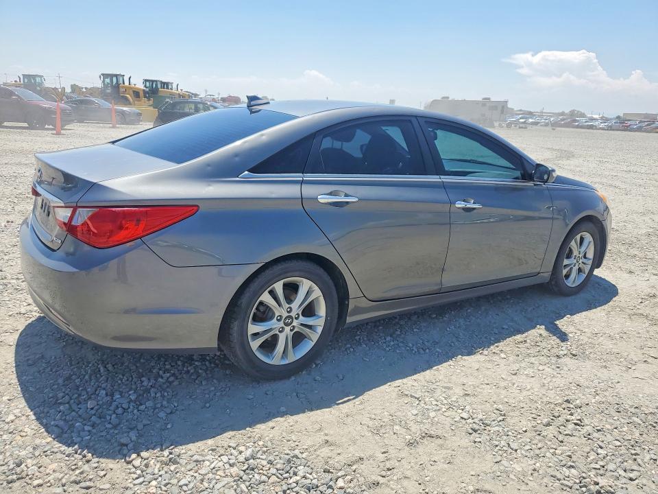 Zdjęcie 3 z aukcji – 2013 HYUNDAI SONATA z VIN 5NPEC4AC9DH680647