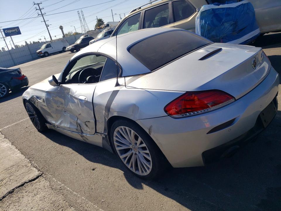 Photo 2 from auction – 2012 BMW Z4 with VIN WBALM1C51CE633562