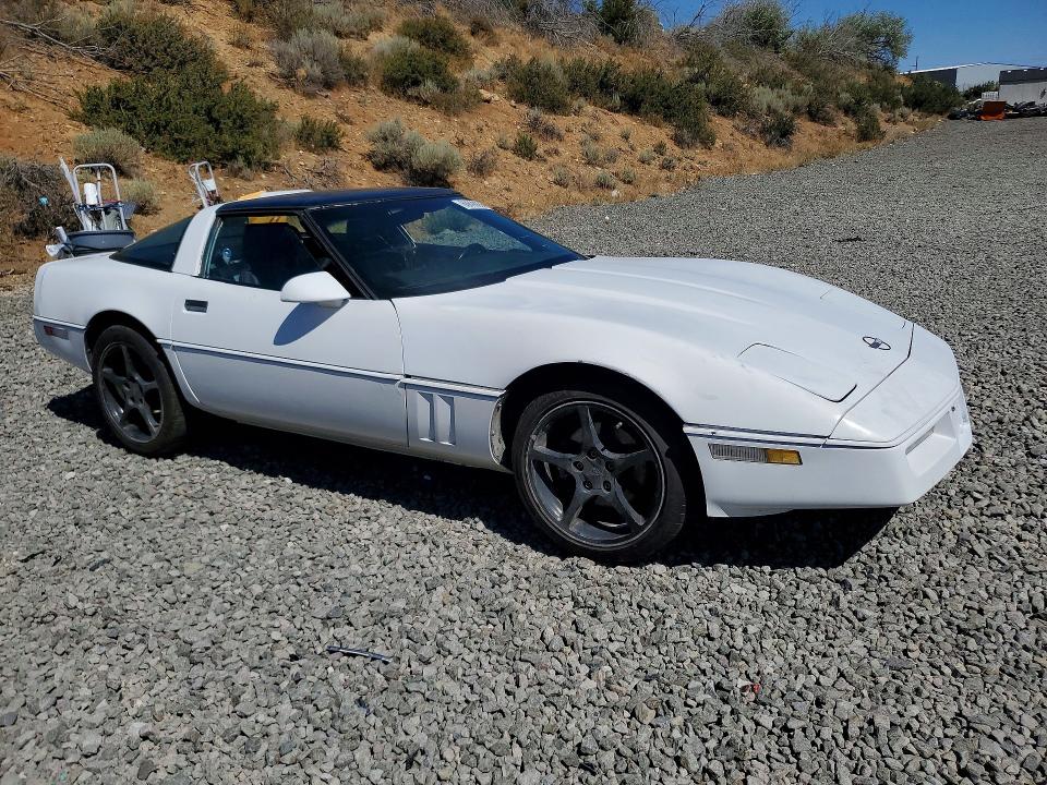 Photo 4 from auction – 1990 CHEVROLET CORVETTE with VIN 1G1YY2382L5106295