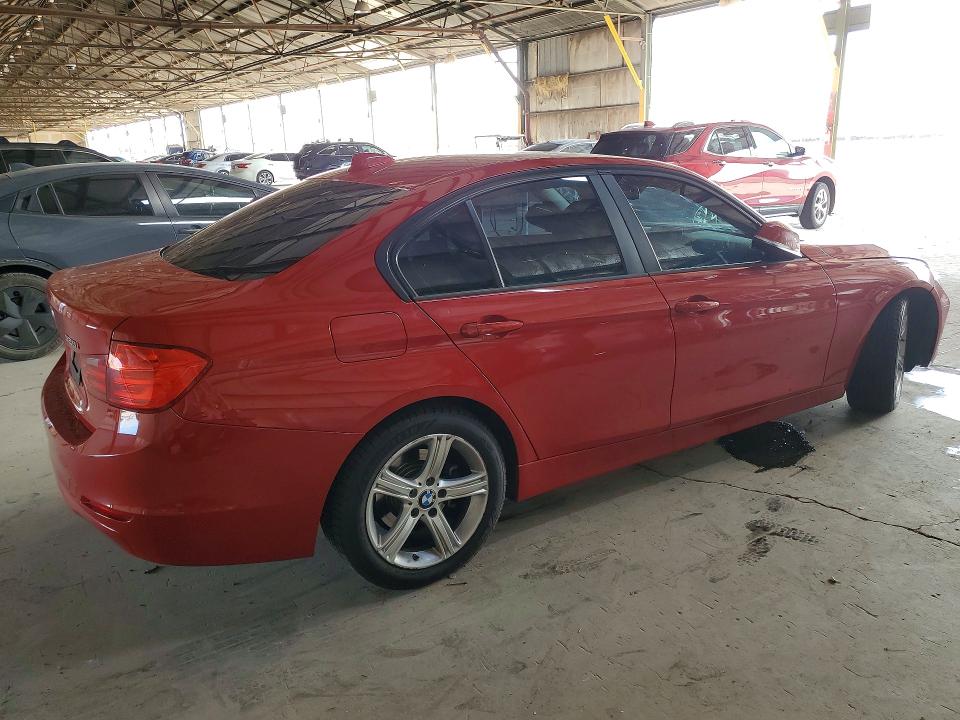 Photo 3 from auction – 2014 BMW 328 with VIN WBA3A5C58EF604928