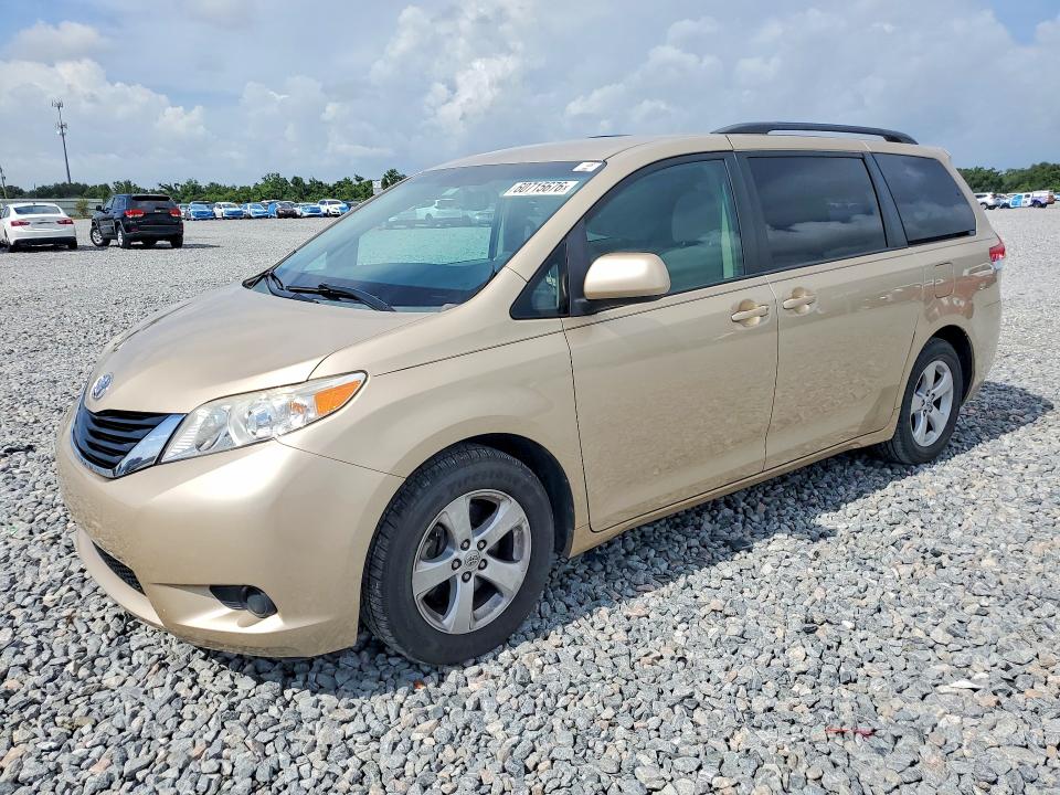TOYOTA SIENNA 2013 with VIN 5TDKK3DC8DS391863 - Photo from auction