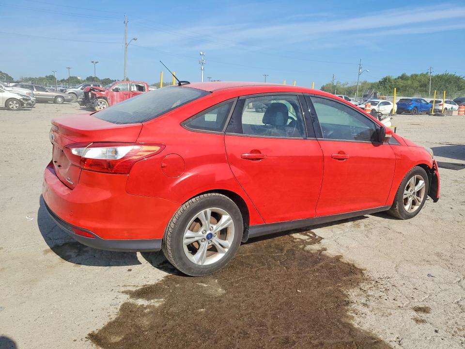 Photo 3 from auction – 2014 FORD FOCUS with VIN 1FADP3F21EL347498