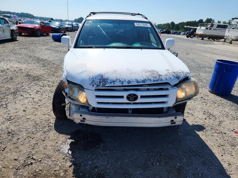 Photo 5 from auction – 2004 TOYOTA HIGHLANDER with VIN JTEGP21A140039193