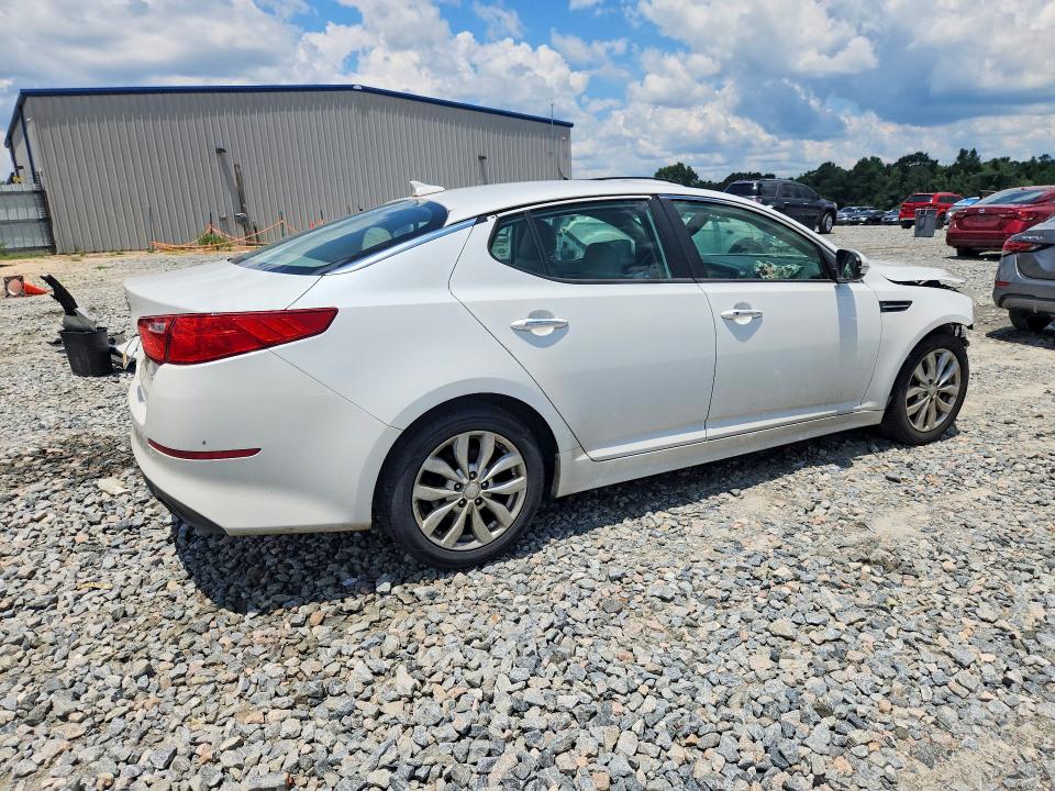 Photo 3 from auction – 2015 KIA OPTIMA with VIN 5XXGN4A7XFG471132