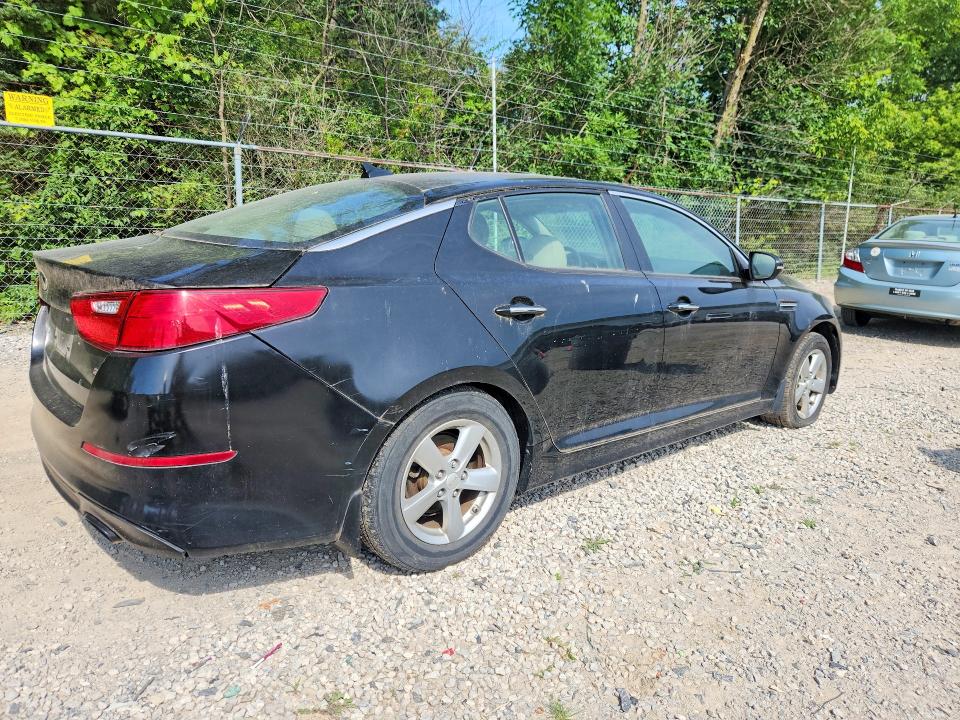 Photo 3 from auction – 2015 KIA OPTIMA with VIN 5XXGM4A79FG442501