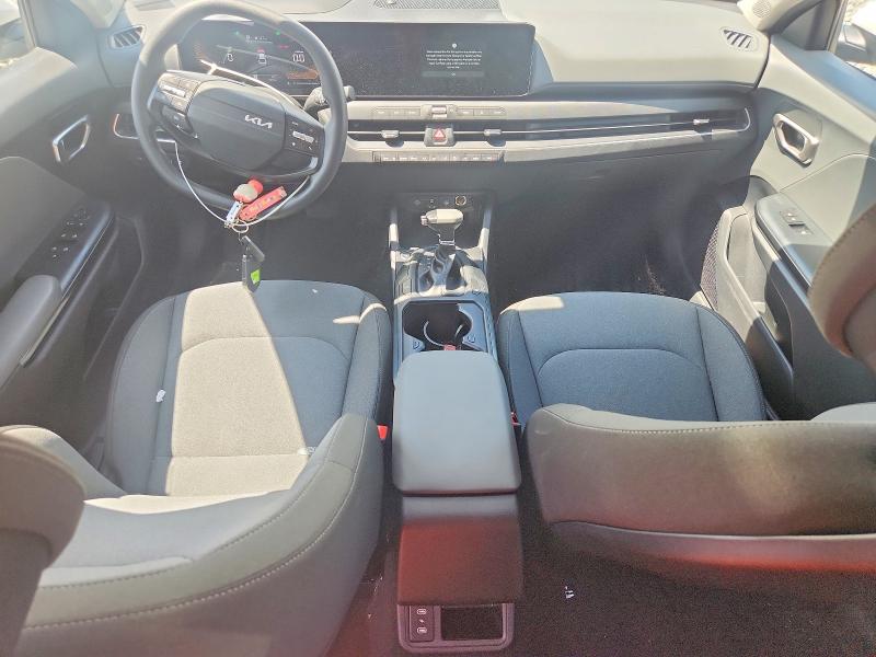 Photo 8 from auction – 2025 KIA K4 with VIN 3KPFT4DE4SE196629
