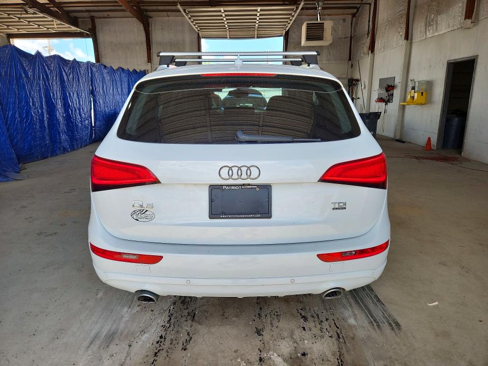 Photo 6 from auction – 2014 AUDI Q5 with VIN WA1CMAFPXEA101618