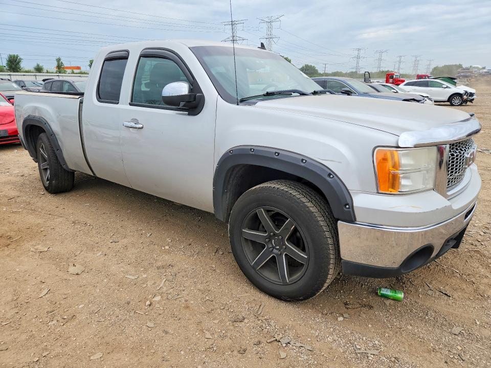 Photo 4 from auction – 2011 GMC SIERRA with VIN 1GTR2UEA8BZ395179