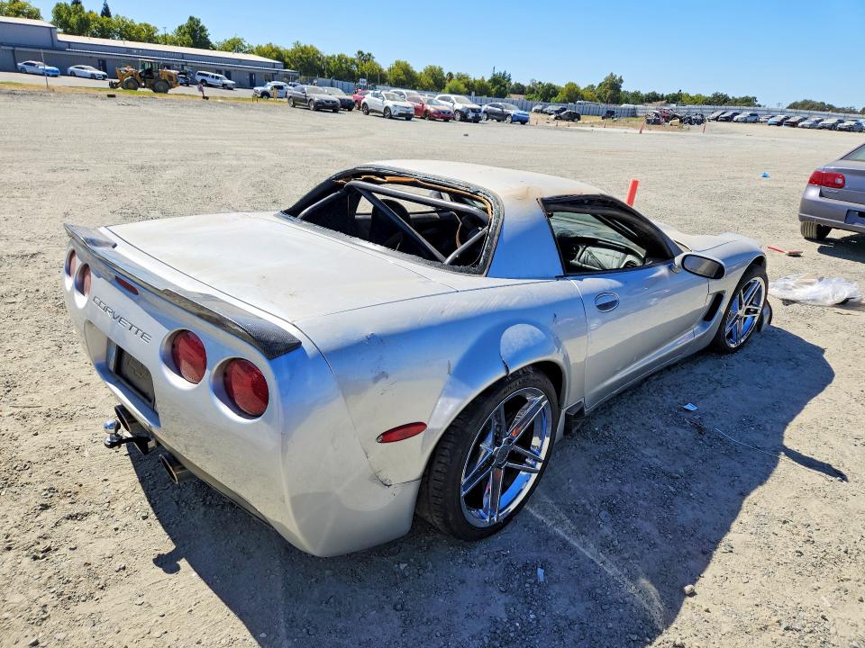 Photo 3 from auction – 2002 CHEVROLET CORVETTE with VIN 1G1YY12S425120124