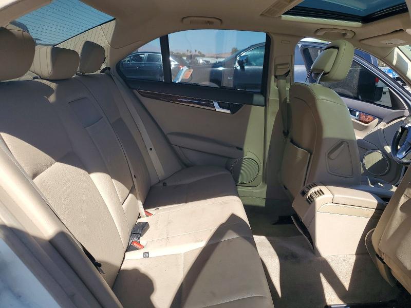 Photo 10 from auction – 2012 MERCEDES-BENZ C with VIN WDDGF4HB9CF853286