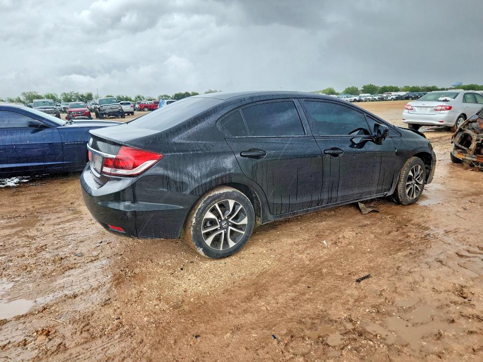 Photo 3 from auction – 2015 HONDA CIVIC with VIN 19XFB2F88FE059553