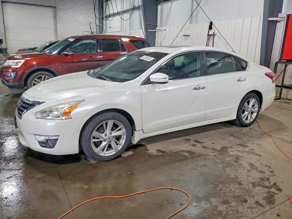 NISSAN ALTIMA 2014 with VIN 1N4AL3APXEC416724 - Photo from auction