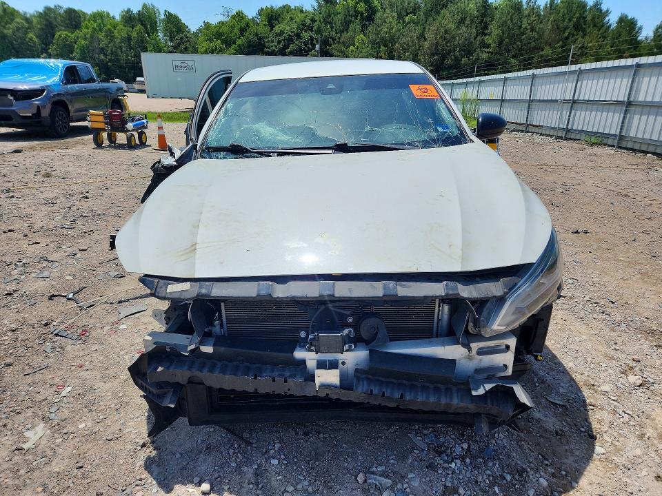 Photo 5 from auction – 2022 NISSAN ALTIMA with VIN 1N4BL4CV2NN349143