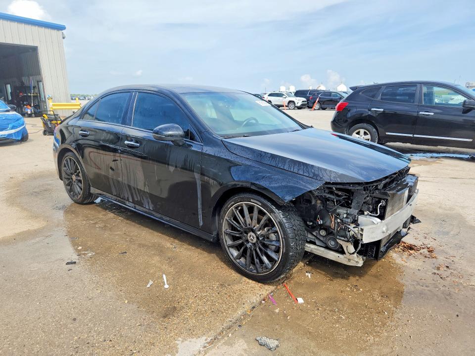 Снимка 4 от търг – 2022 MERCEDES-BENZ A с VIN W1K3G4EB5NJ337961