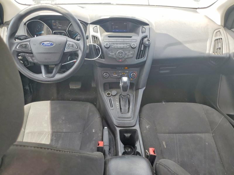 Photo 8 from auction – 2015 FORD FOCUS with VIN 1FADP3F27FL316547