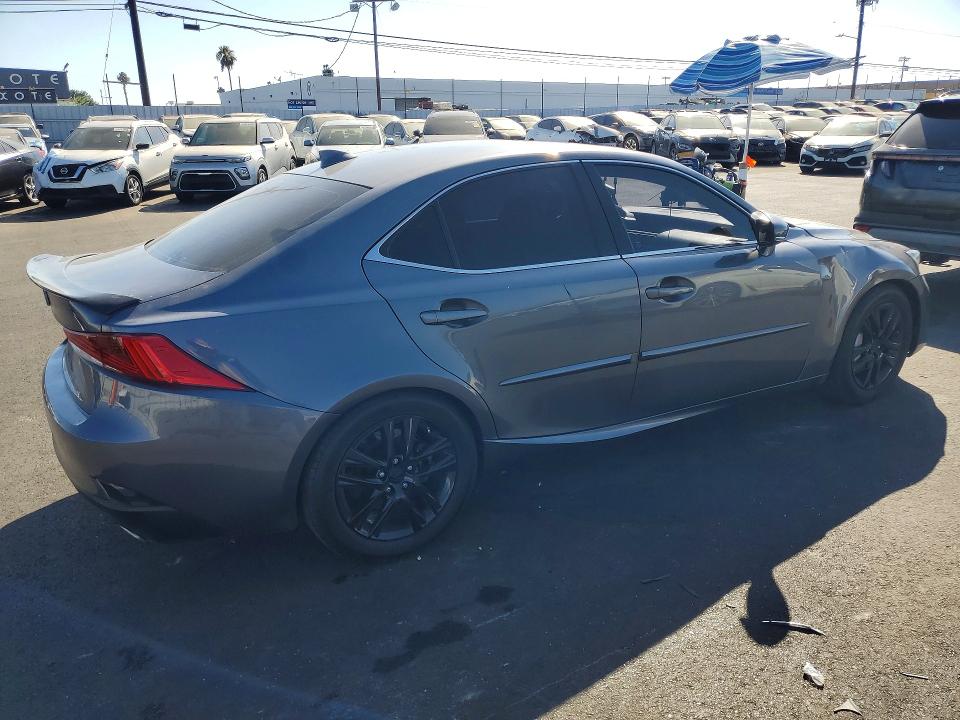 Photo 3 from auction – 2020 LEXUS IS with VIN JTHAA1D22L5108709