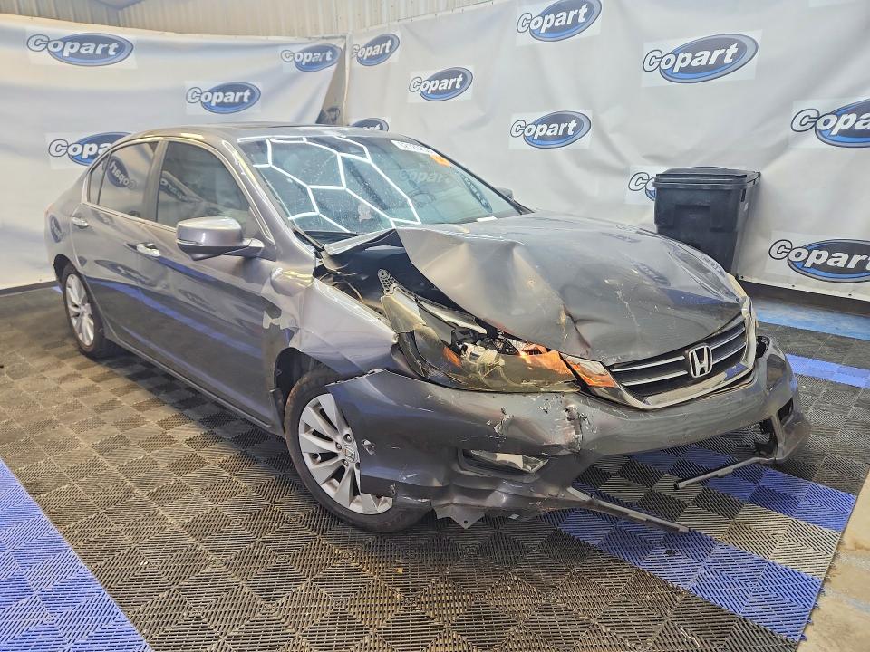 Photo 4 from auction – 2013 HONDA ACCORD with VIN 1HGCR2F86DA082913