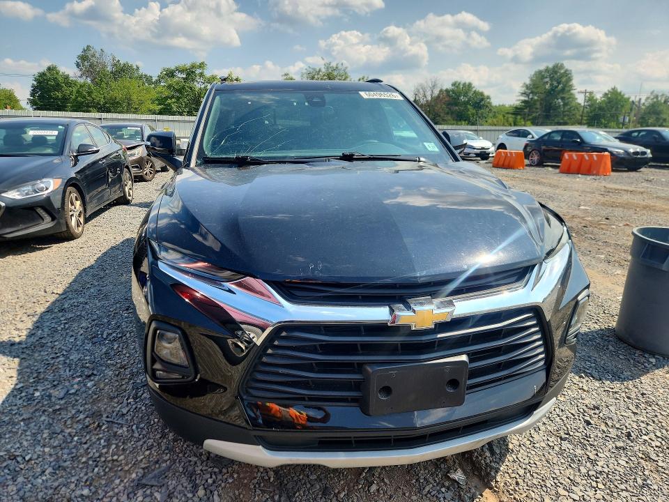 Photo 5 from auction – 2022 CHEVROLET BLAZER with VIN 3GNKBHR42NS145264