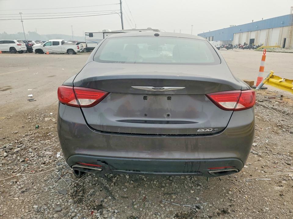 Photo 6 from auction – 2015 CHRYSLER 200 with VIN 1C3CCCBB3FN718002