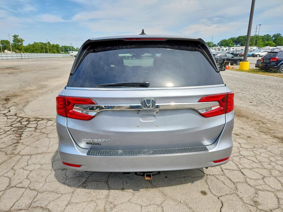Photo 6 from auction – 2018 HONDA ODYSSEY with VIN 5FNRL6H72JB033491