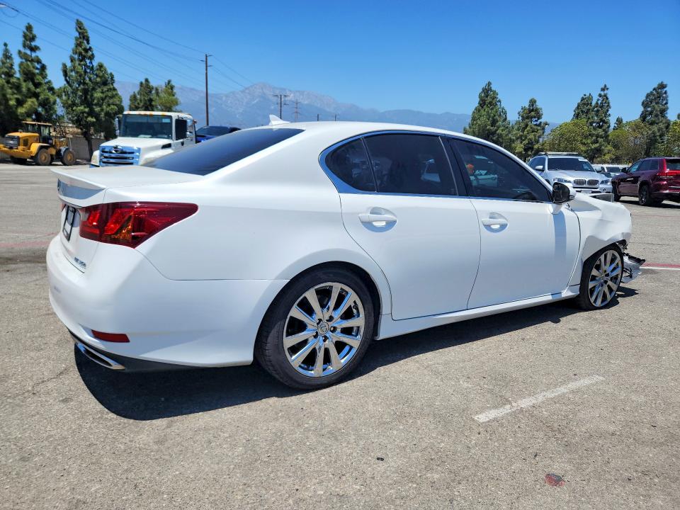 Photo 3 from auction – 2014 LEXUS GS with VIN JTHBE1BL8E5040665