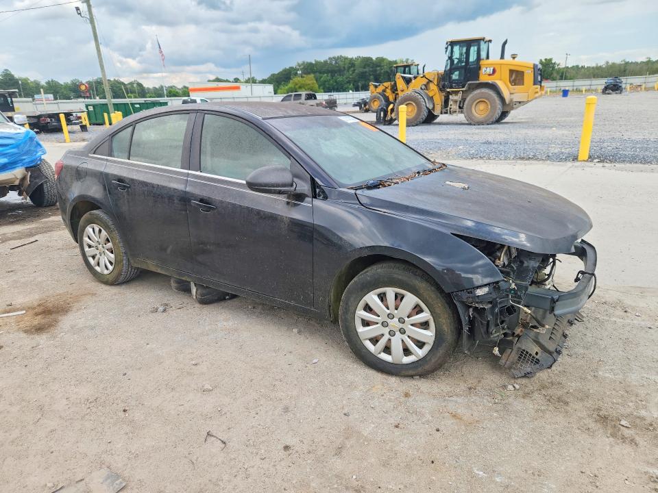 Photo 4 from auction – 2011 CHEVROLET CRUZE with VIN 1G1PC5SH9B7270255