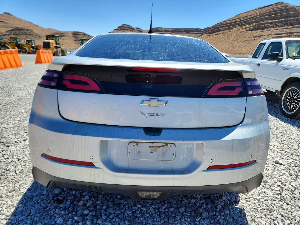 Photo 6 from auction – 2014 CHEVROLET VOLT with VIN 1G1RF6E49EU152582