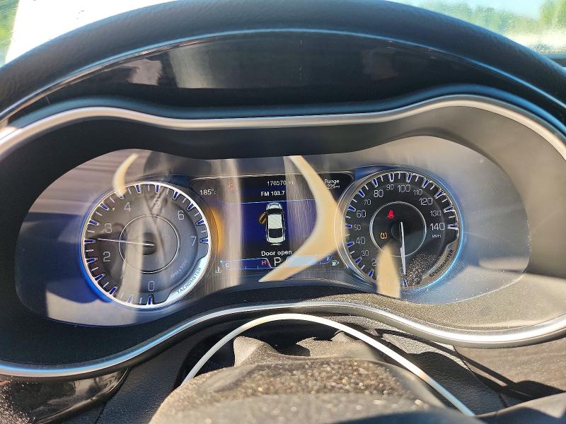 Photo 9 from auction – 2016 CHRYSLER 200 with VIN 1C3CCCCG9GN124350