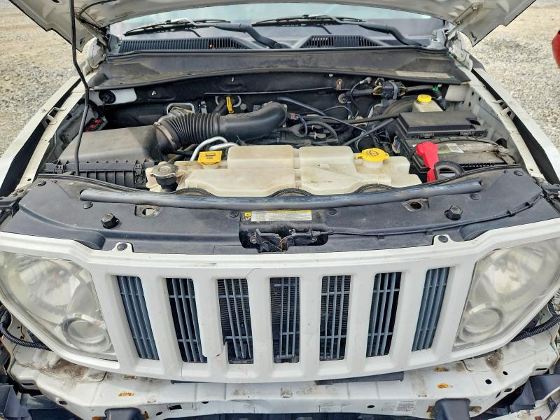 Photo 12 from auction – 2012 JEEP LIBERTY with VIN 1C4PJMAK8CW101372