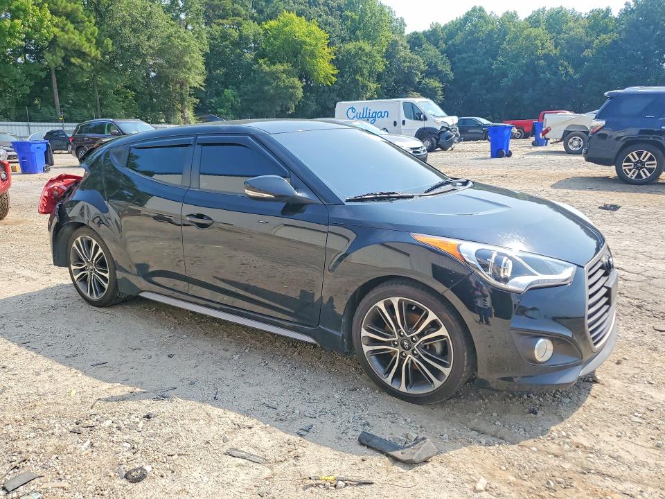 Photo 4 from auction – 2016 HYUNDAI VELOSTER with VIN KMHTC6AE3GU273675