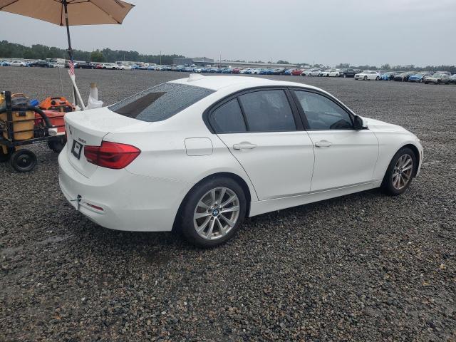 Photo 3 from auction – 2017 BMW 320 with VIN WBA8E1G56HNU14293