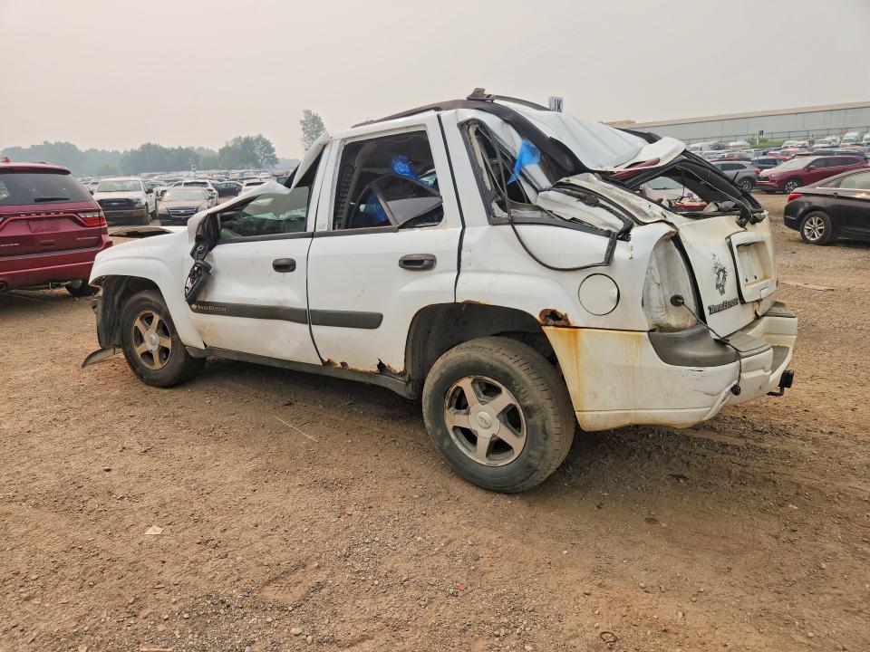 Photo 2 from auction – 2004 CHEVROLET TRAILBLAZER with VIN 1GNDT13SX42328619