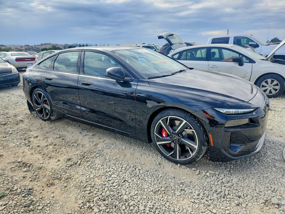 Photo 4 from auction – 2025 AUDI S6 E-TRON with VIN WAU3EAGH0SA020968