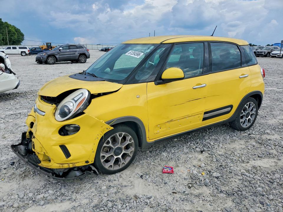 FIAT 500L 2014 with VIN ZFBCFADH5EZ018887 - Photo from auction