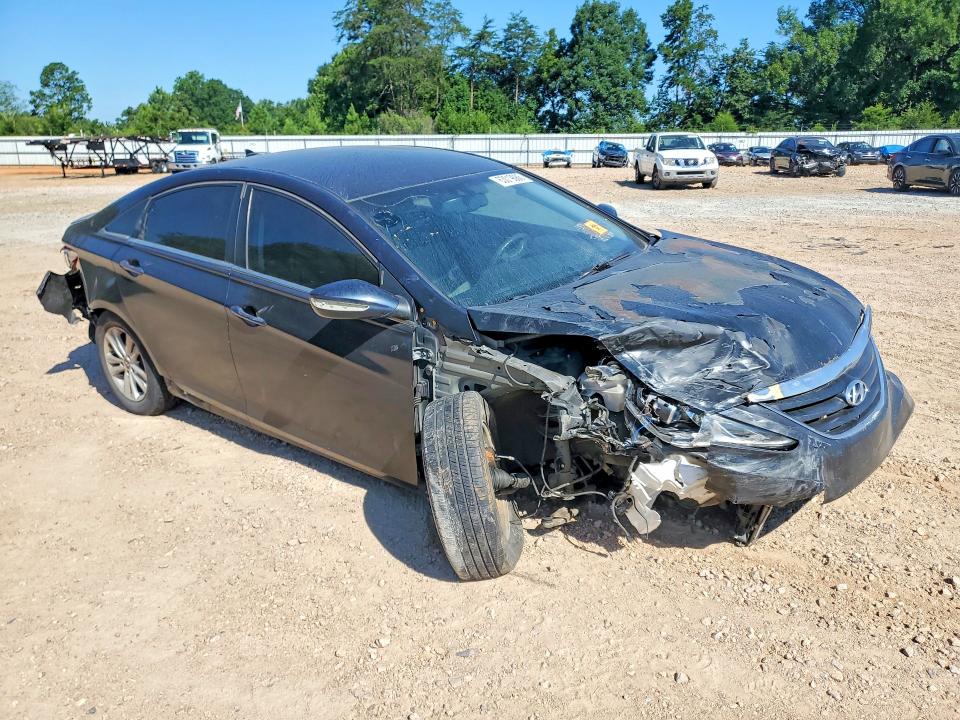 Photo 4 from auction – 2014 HYUNDAI SONATA with VIN 5NPEB4AC7EH824233