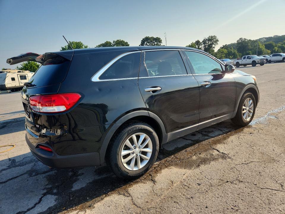 Photo 3 from auction – 2018 KIA SORENTO with VIN 5XYPG4A30JG366689